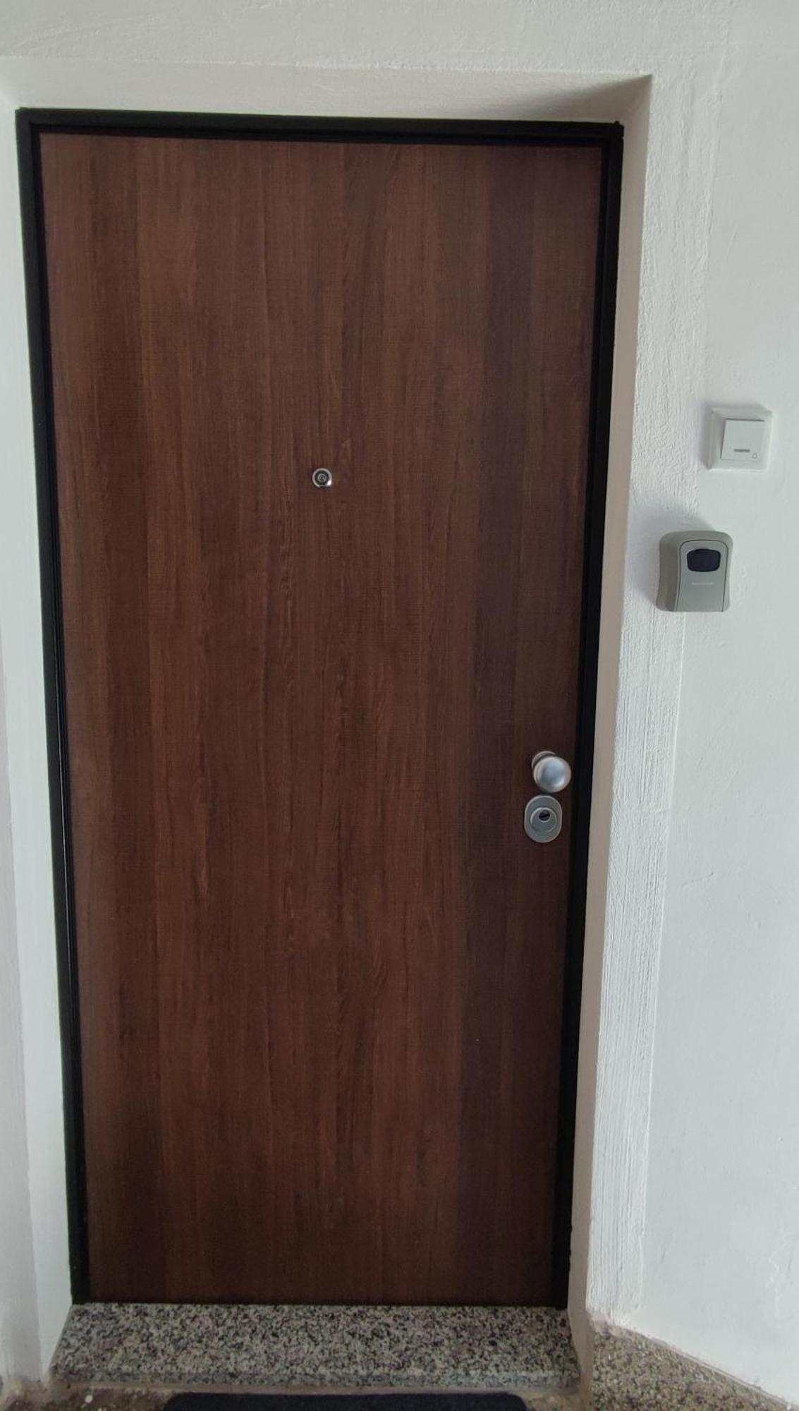 Cozy, Nice & Quiet Apartment Lucky Sarajevo - Free Public Parking Экстерьер фото